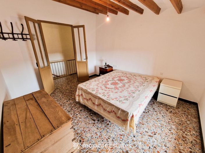 Image No.13-3 Bed Village House for sale