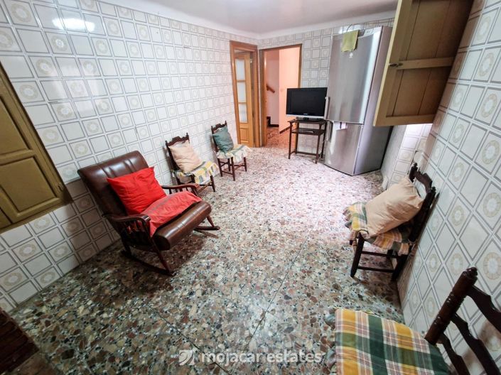 Image No.7-3 Bed Village House for sale