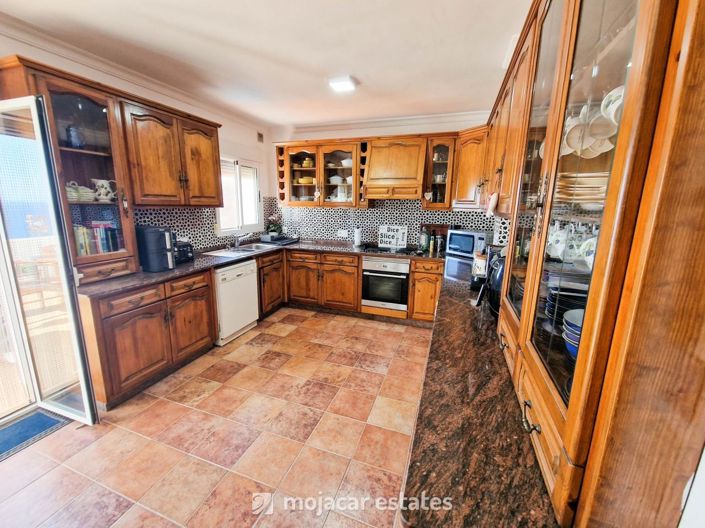 Image No.7-4 Bed Villa for sale