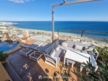 4 Bed Villa for sale