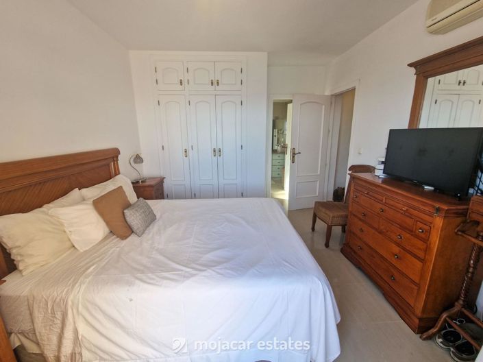 Image No.14-4 Bed Villa for sale