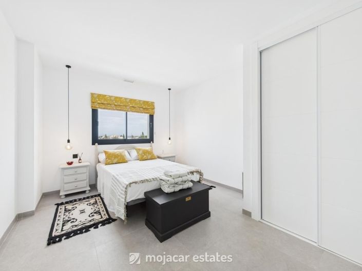 Image No.15-4 Bed Villa for sale