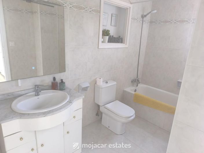 Image No.13-3 Bed Villa for sale