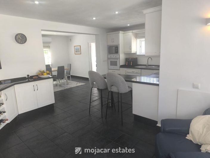 Image No.7-3 Bed Villa for sale