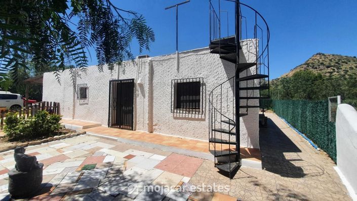 Image No.7-2 Bed Villa for sale