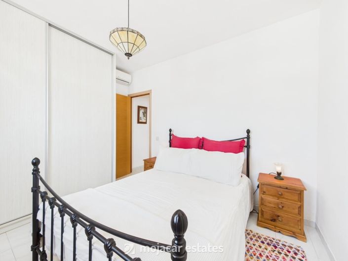 Image No.16-2 Bed Apartment for sale