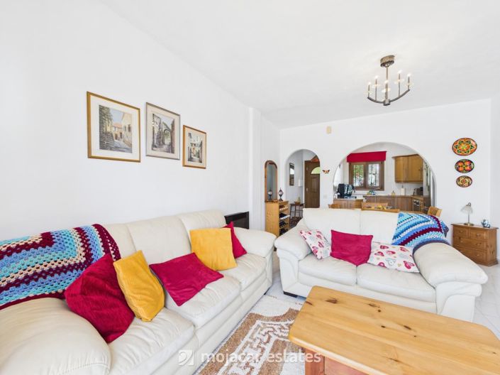 Image No.8-2 Bed Apartment for sale