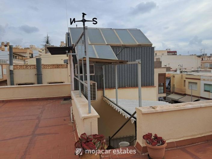 Image No.3-2 Bed Townhouse for sale