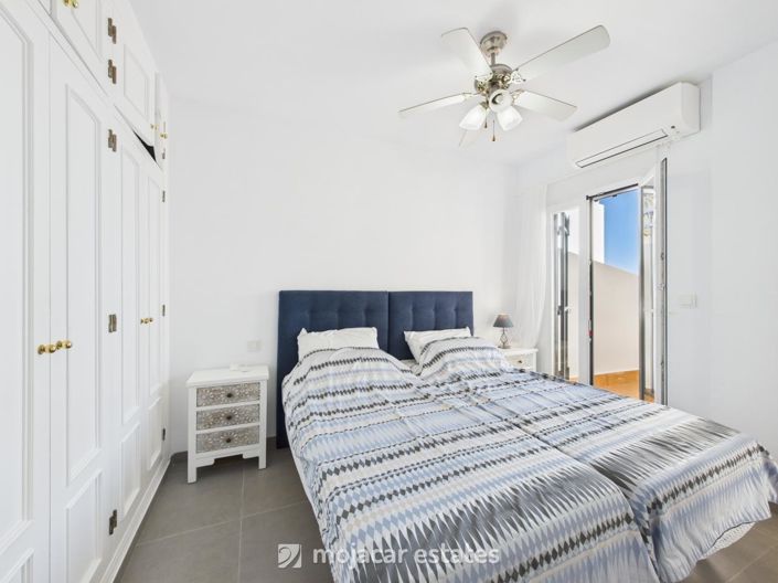 Image No.11-2 Bed Apartment for sale