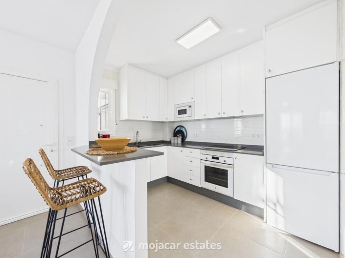 Image No.6-2 Bed Apartment for sale