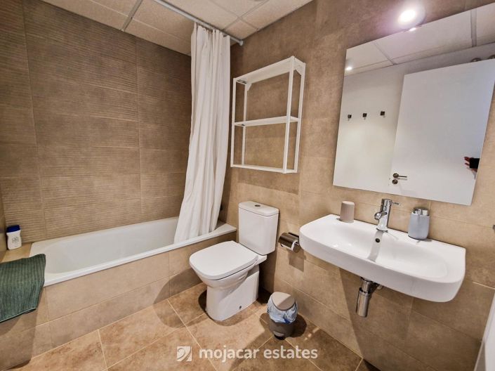 Image No.16-2 Bed Apartment for sale