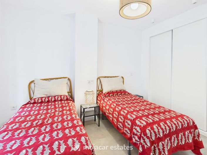 Image No.17-2 Bed Apartment for sale