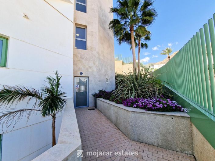 Image No.17-2 Bed Apartment for sale