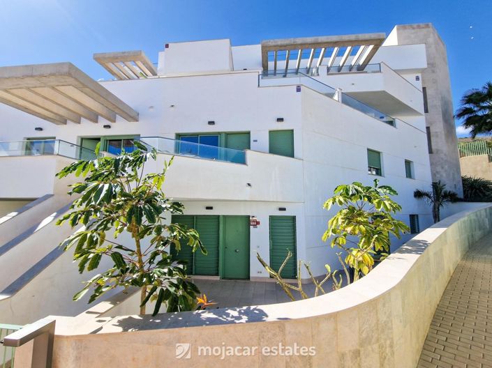 Image No.5-2 Bed Apartment for sale