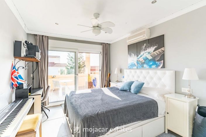 Image No.17-5 Bed Villa for sale