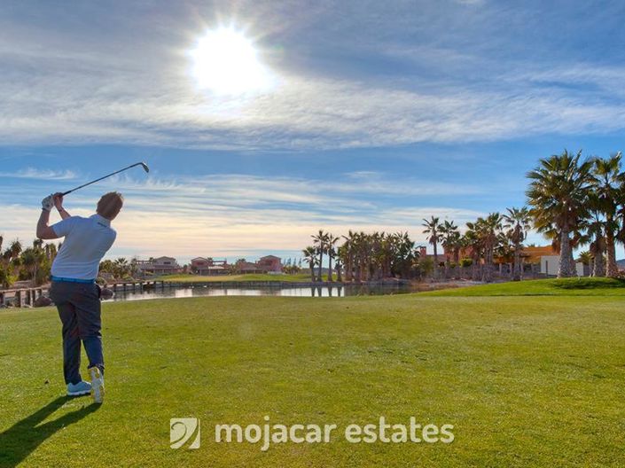 Image No.19-2 Bed Apartment for sale