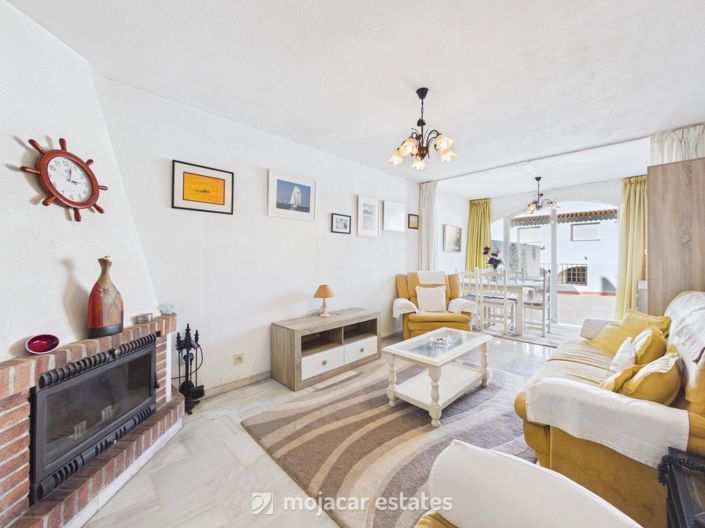 Image No.6-2 Bed Townhouse for sale