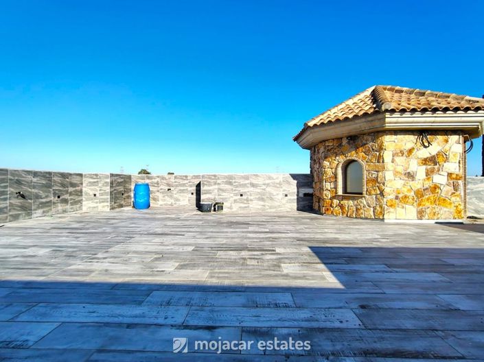 Image No.12-Villa for sale