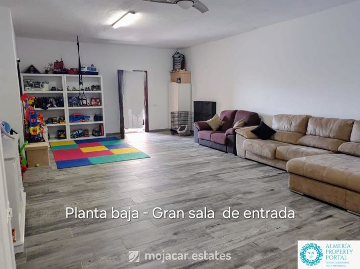 Image No.7-Villa for sale