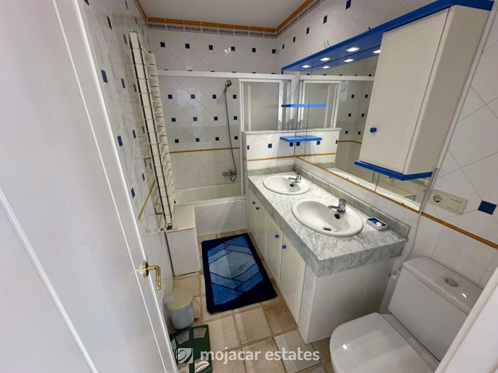 Image No.9-5 Bed Villa for sale