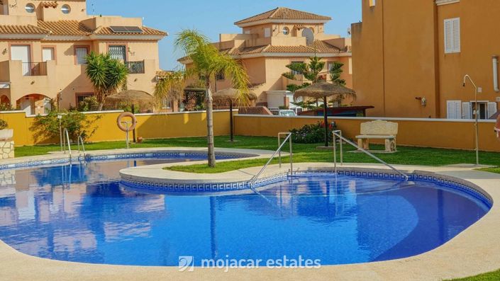 Image No.19-3 Bed Townhouse for sale
