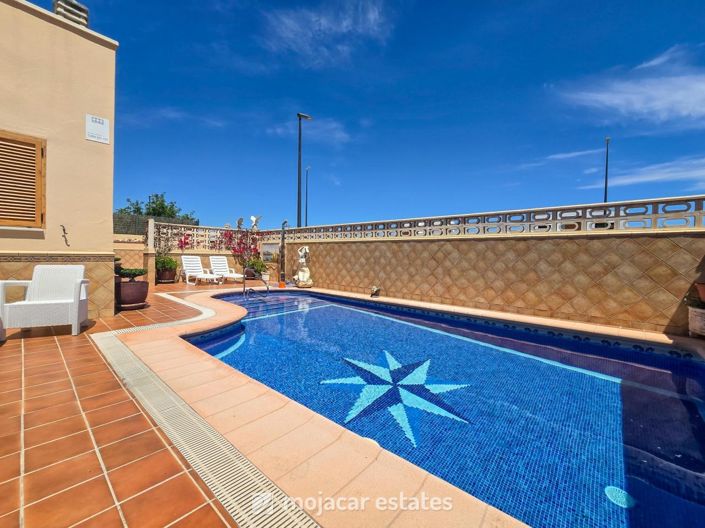Image No.18-3 Bed Villa for sale