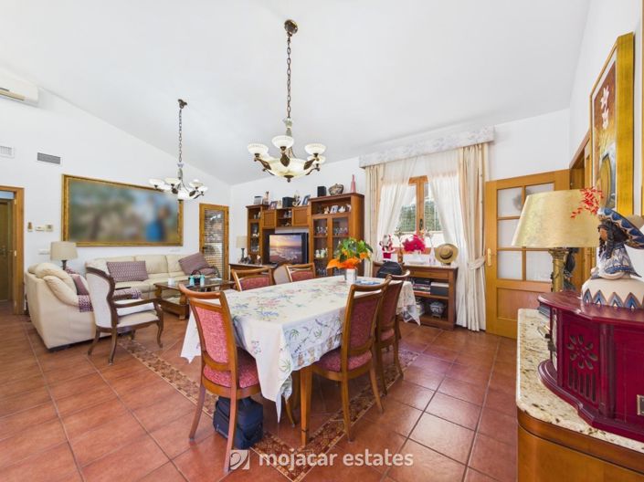 Image No.4-3 Bed Villa for sale