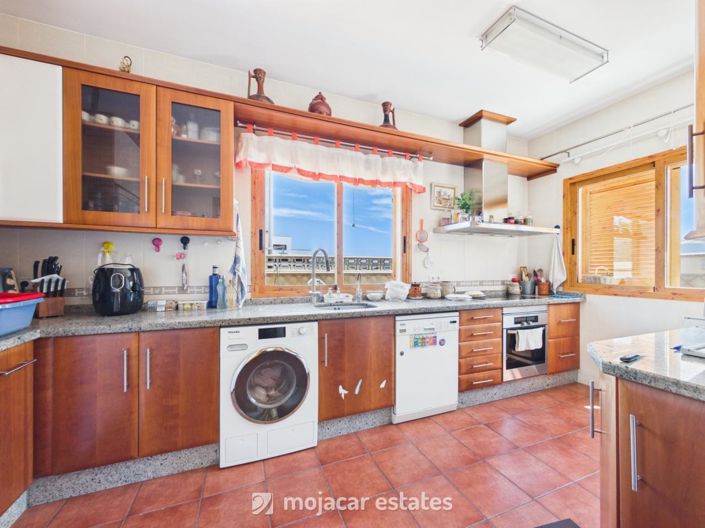 Image No.5-3 Bed Villa for sale