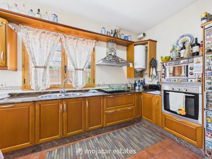 Image No.6-5 Bed Villa for sale