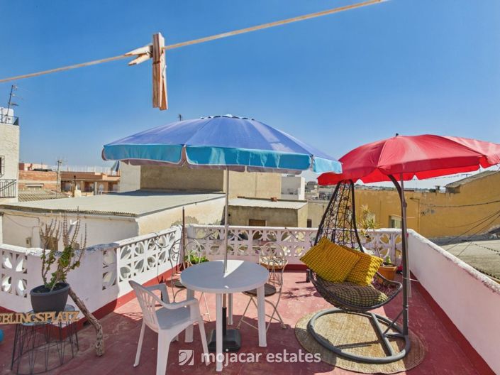 Image No.14-2 Bed Townhouse for sale