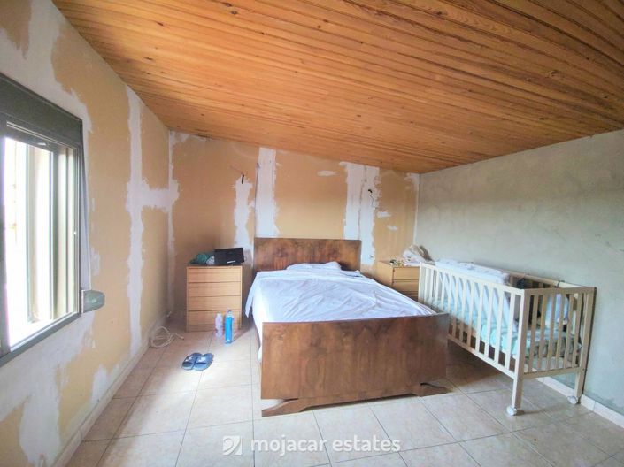 Image No.13-2 Bed Country House for sale