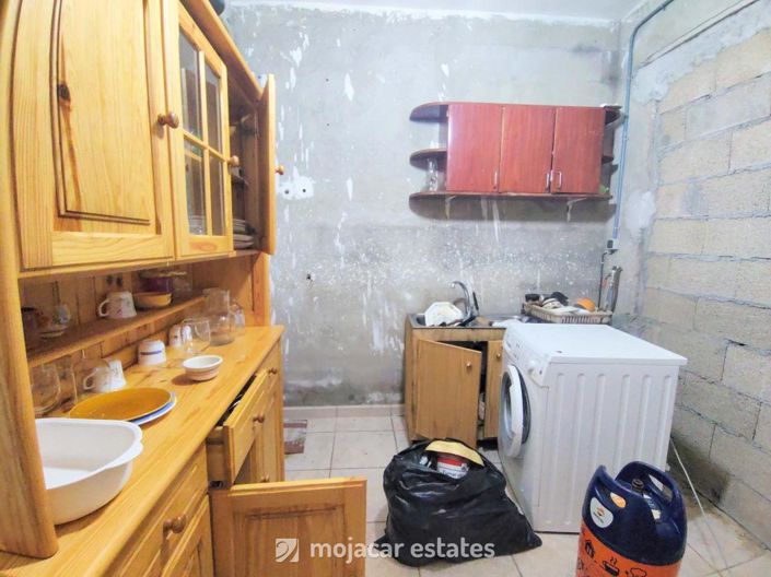 Image No.17-2 Bed Country House for sale