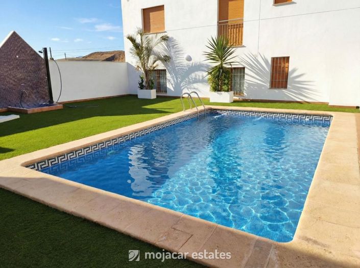 Image No.16-2 Bed Apartment for sale