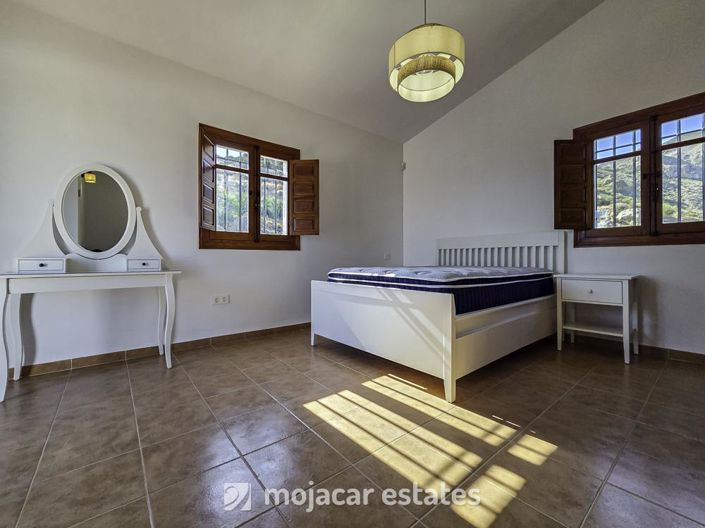Image No.16-4 Bed Villa for sale