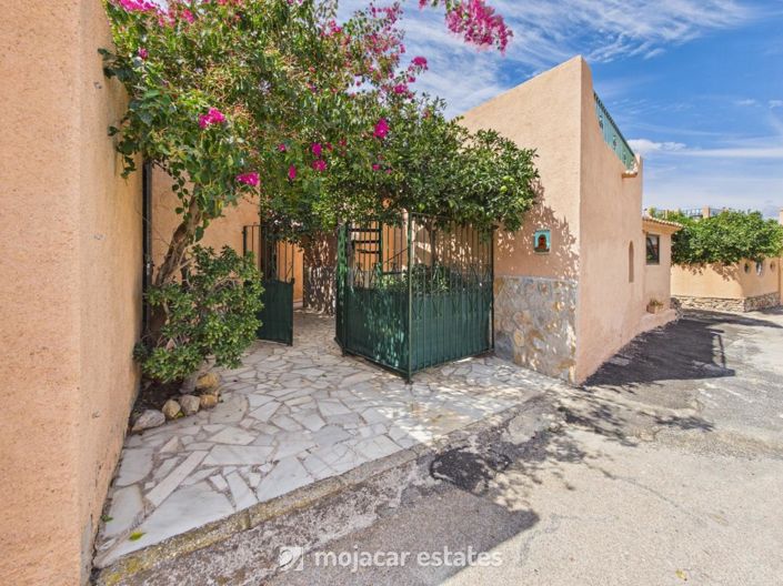 Image No.17-2 Bed Villa for sale