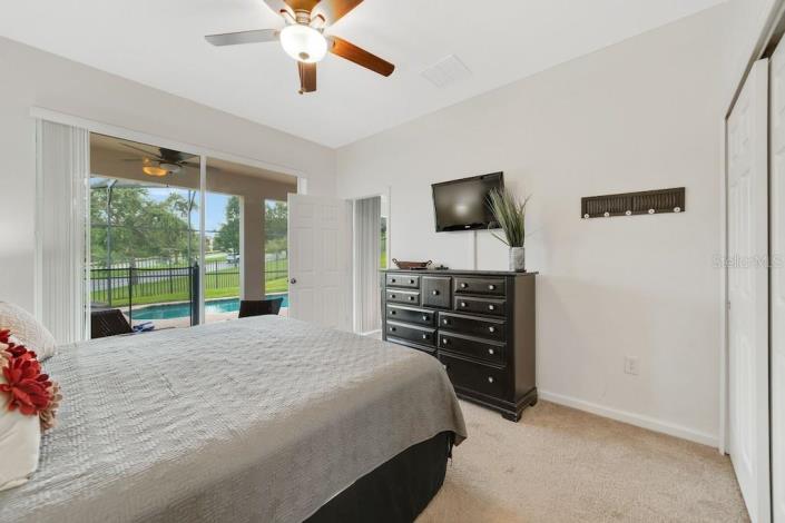 Image No.12-4 Bed Villa / Detached for sale