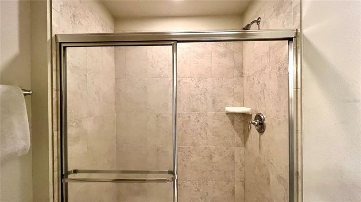 Image No.45-8 Bed House for sale