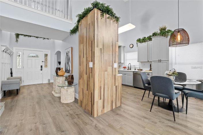 Image No.28-6 Bed House for sale