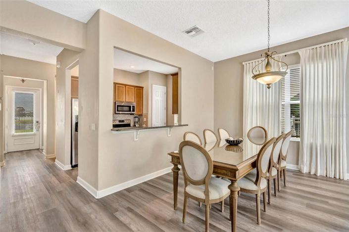 Image No.6-4 Bed House for sale