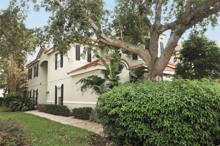 Image No.54-3 Bed Townhouse for sale