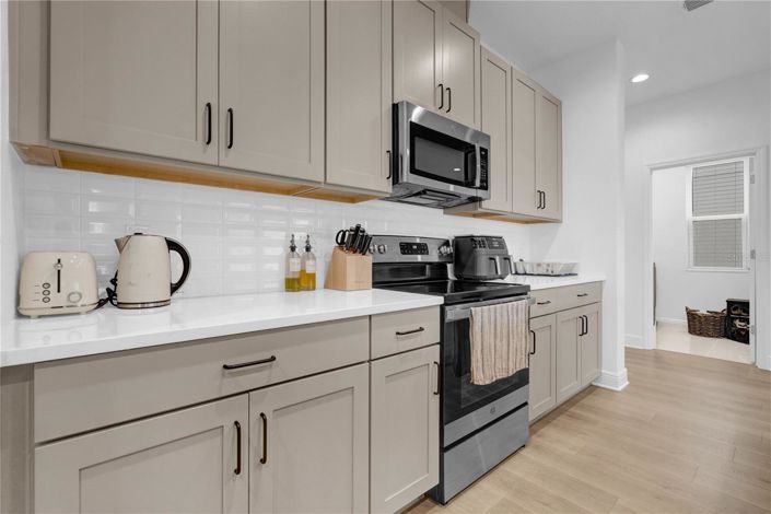 Image No.14-4 Bed House for sale