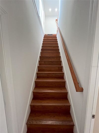 Image No.91-5 Bed House for sale