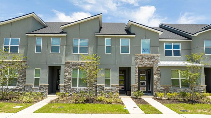 Image No.1-5 Bed Townhouse for sale