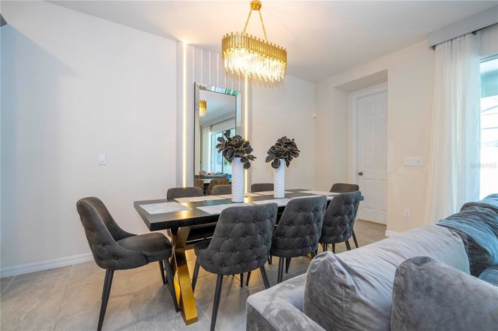 Image No.44-5 Bed Townhouse for sale