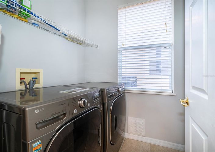 Image No.20-4 Bed House for sale