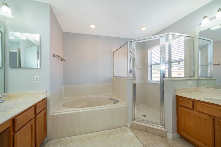 Image No.23-4 Bed House for sale