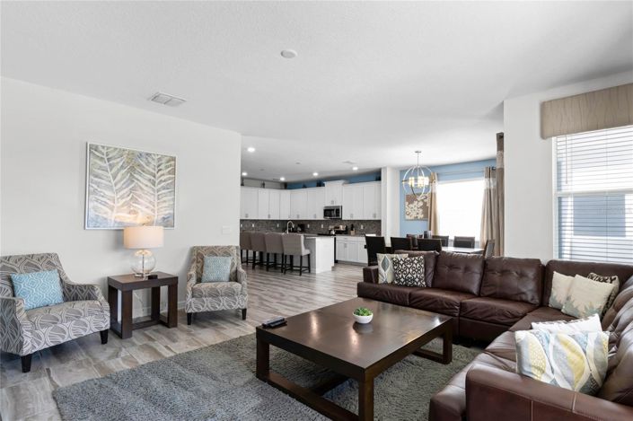 Image No.13-6 Bed House for sale