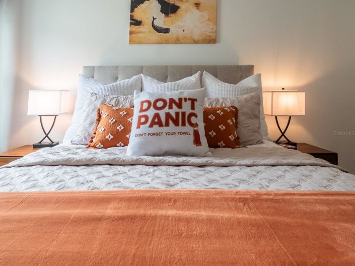 Image No.40-6 Bed House for sale