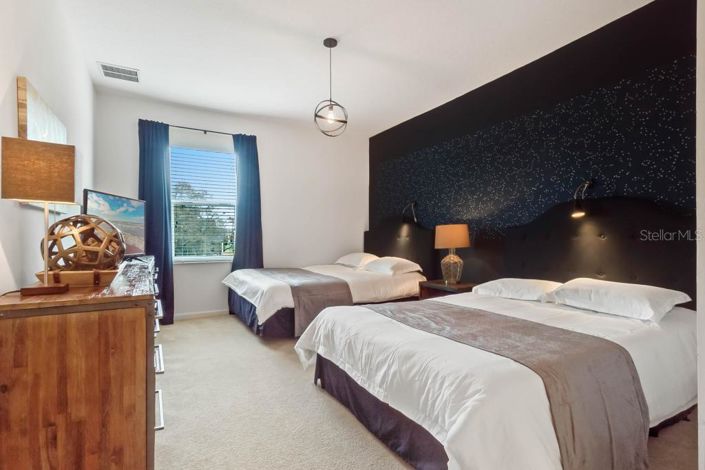 Image No.20-7 Bed House for sale