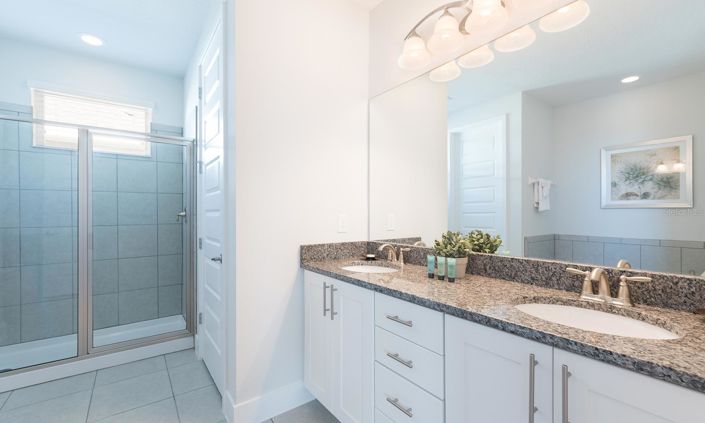 Image No.18-5 Bed House for sale